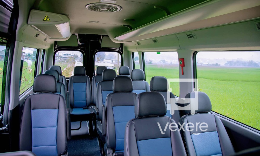 Nội thất xe Thai Travel Bus đi Ninh Bình từ Mai Châu