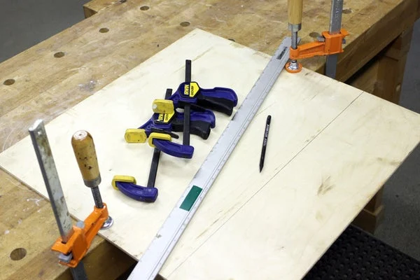 Straight Cuts in Plywood