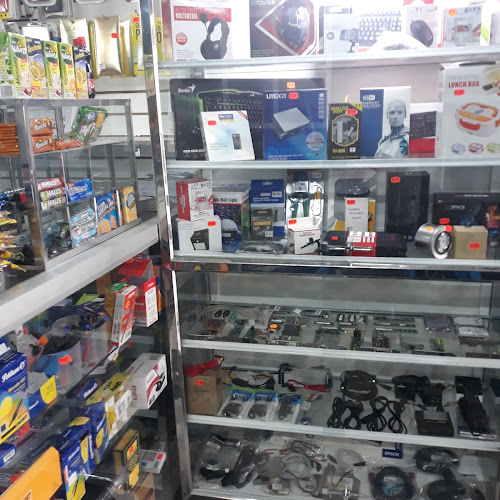 Opiniones de Polycompu en Quito - Tienda de informática