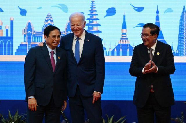 Ông Biden, Hun Sen và Phạm Minh Chính