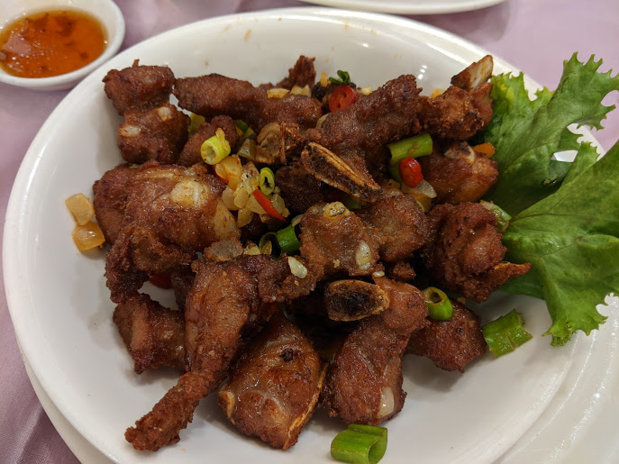 大宴小酌：港式蒸魚第一的臺北老牌餐廳（粵香園）