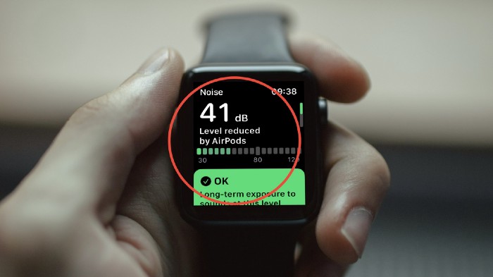 Apple Watch Series 6 di WatchOS 9.2 Mengatakan "Level Reduced by AirPods" di Aplikasi Noise