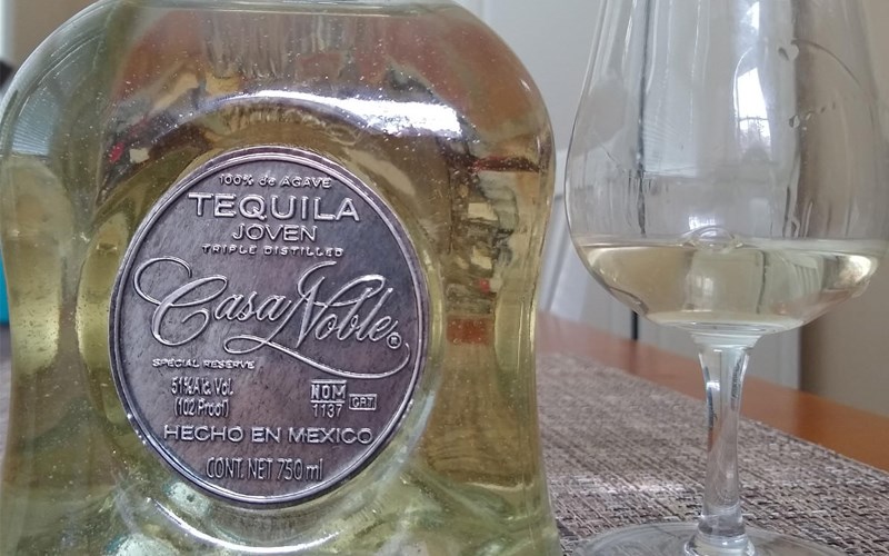 Tất tần tật những điều cần biết về ly uống rượu tequila