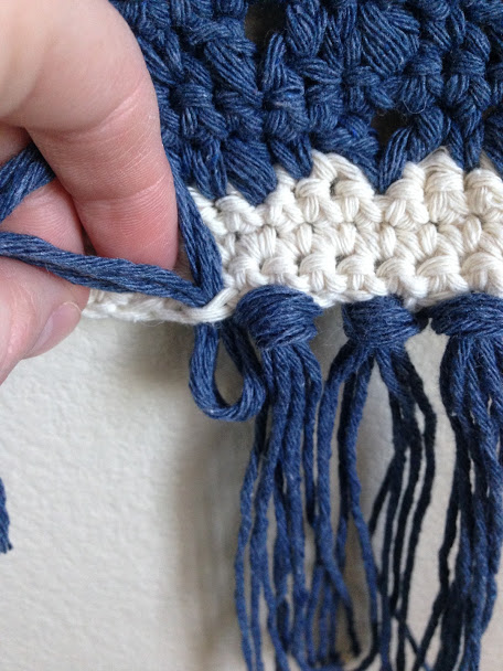 boho wall hanging—free crochet pattern