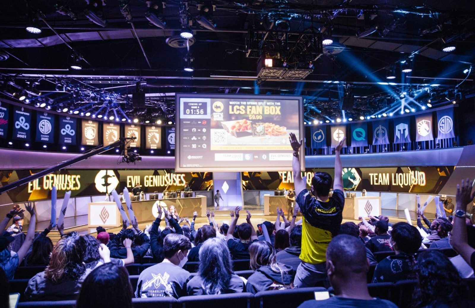 New slate, no face: The LCS could be entering new era of hostless broadcasting in 2023