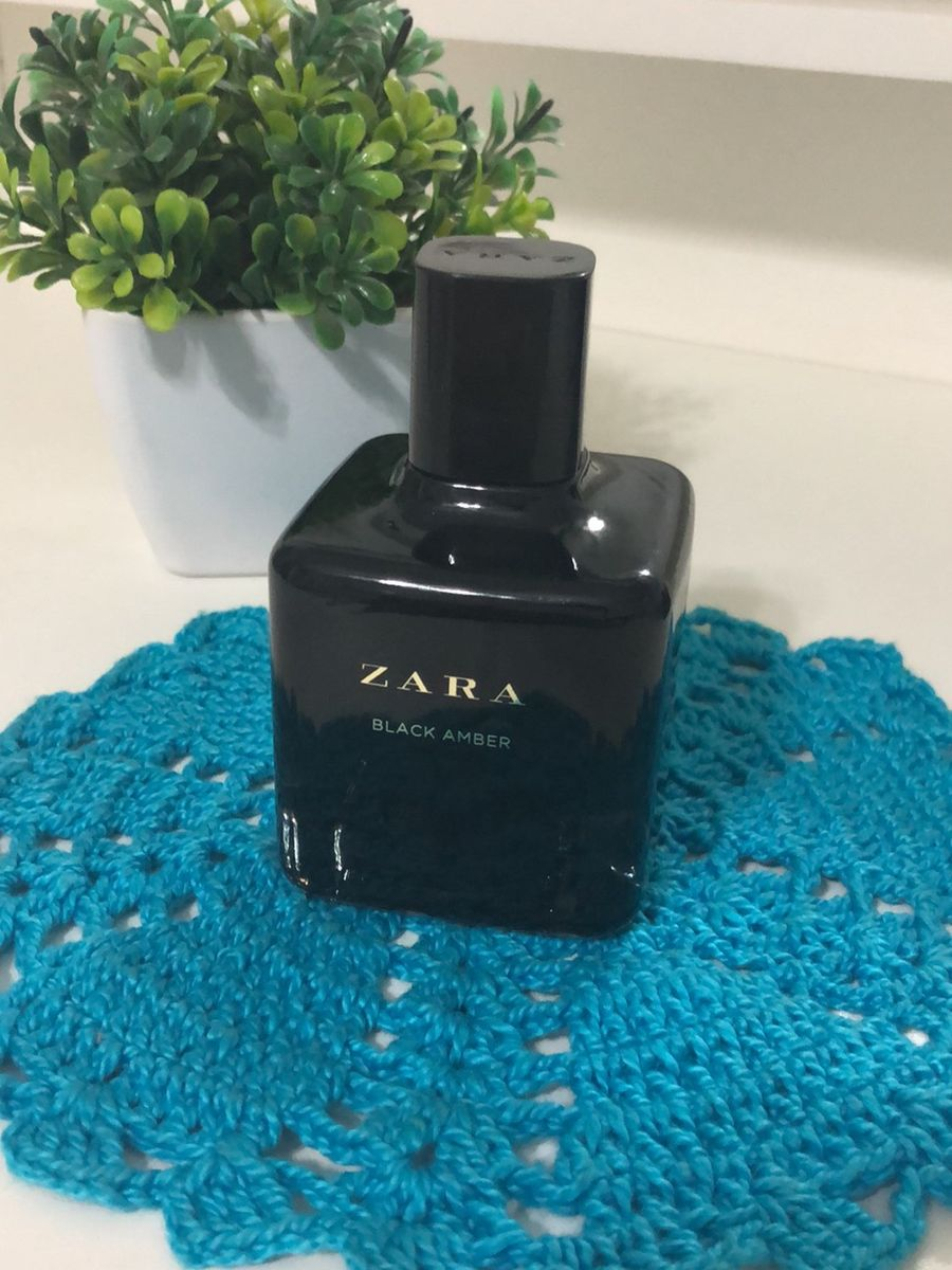 Review nước hoa Zara Black Amber đã nhanh chóng nhận được sự ủng hộ nhiệt tình từ các cô nàng