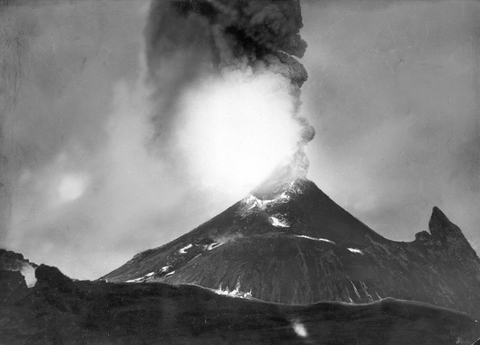 Image result for mount vesuvius eruption