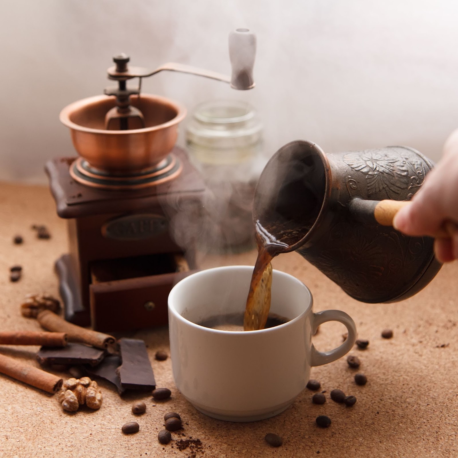 كيفية تحضير القهوة التركية في المنزل: الأدوات والمعدَّات المطلوبة