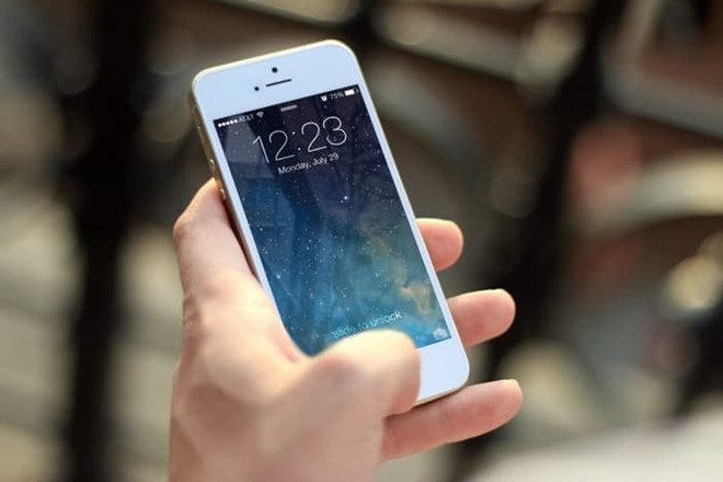 iPhone 5S, 6 nhu 'song lai' khi len iOS 12 hinh anh 1