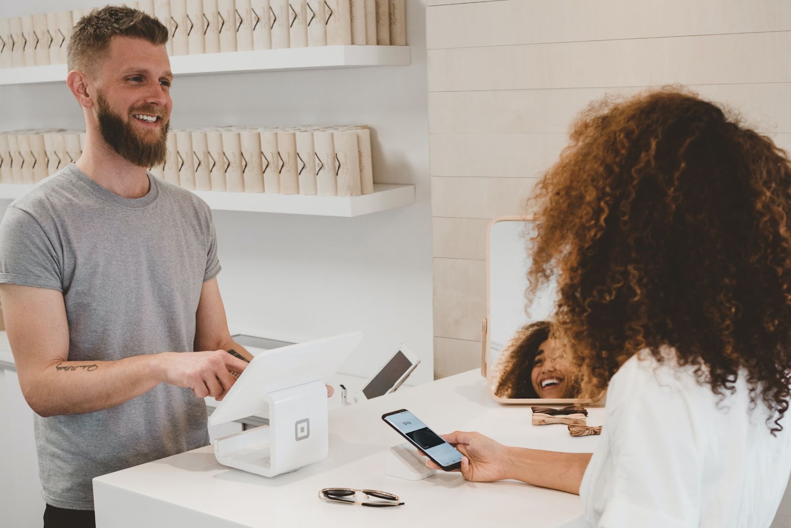 Small talk: что это в продажах, особенности техники, примеры вопросов