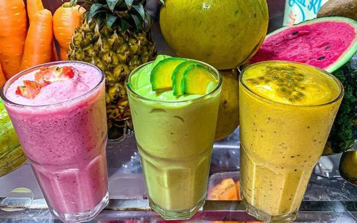 Ảnh có chứa tách, bàn, thực phẩm, uống

Mô tả được tạo tự động