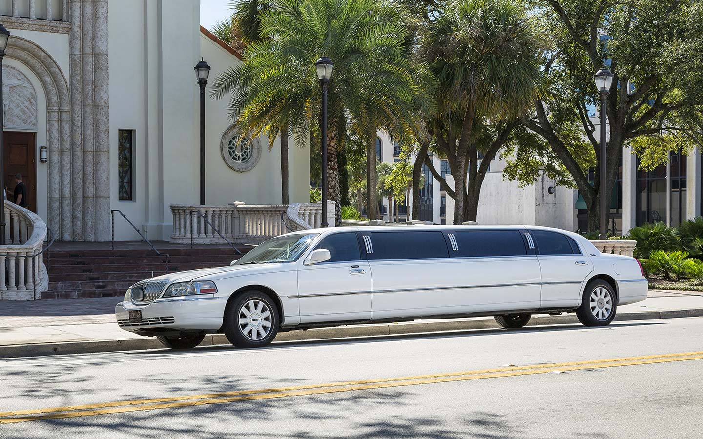 Lincoln Town Stretched Limousine in Mission Impossible III