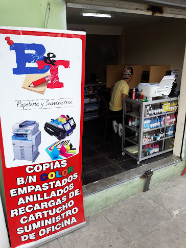 Comentarios y opiniones de Papelería Y Suministros B&T