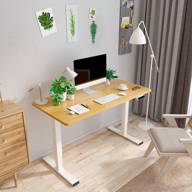 Une image contenant plancher, mur, table, intérieur

Description générée automatiquement