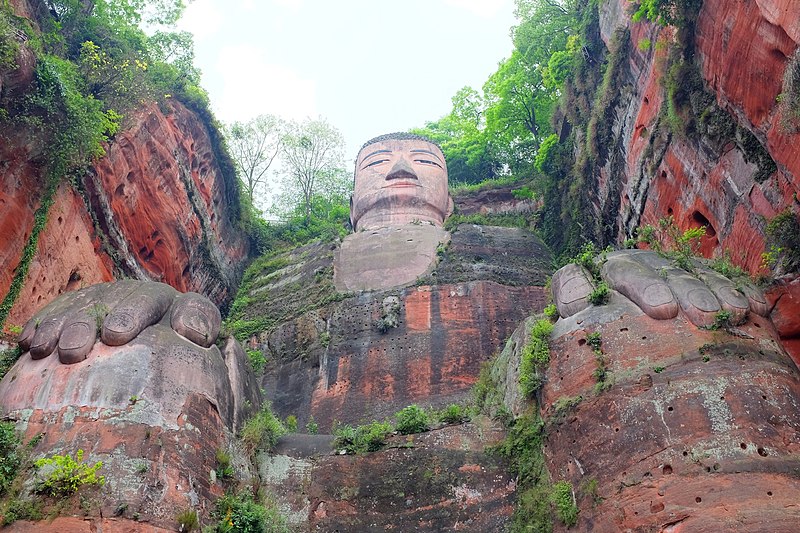 File:Leshan Giant Buddha View from below.jpg