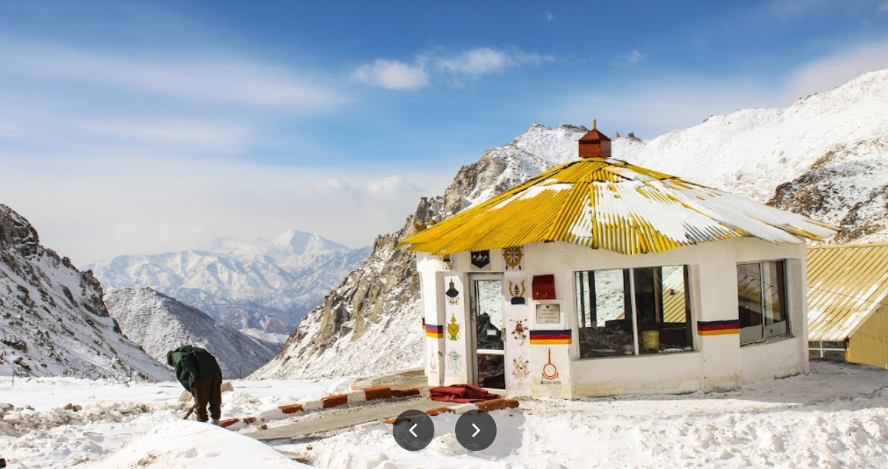 Chang La pass