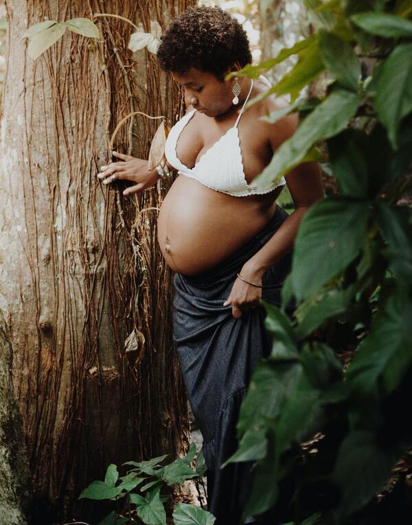 Como criar looks incríveis durante a sua gravidez - mulher grávida - 05