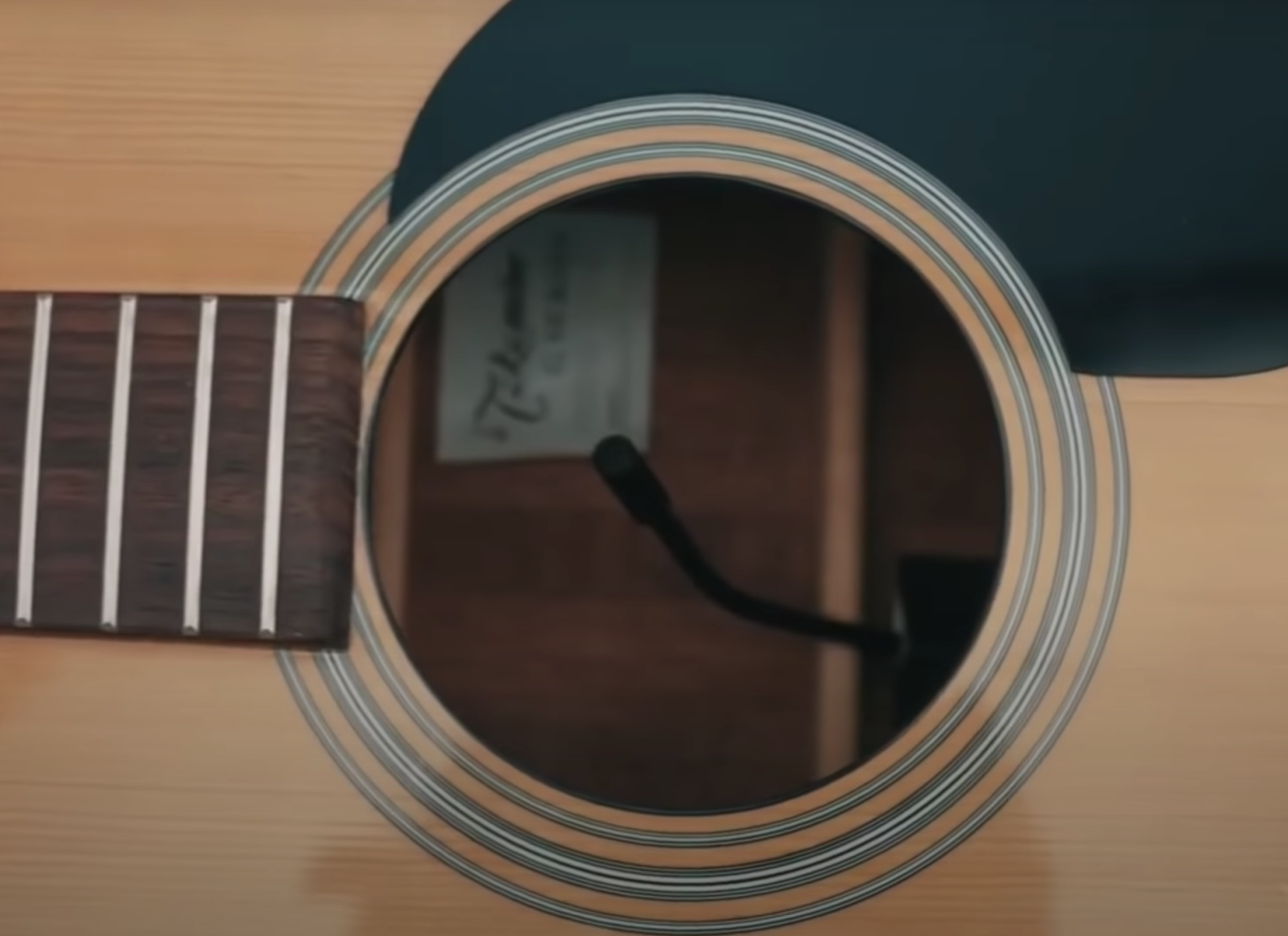 acoustic guitar pickup
