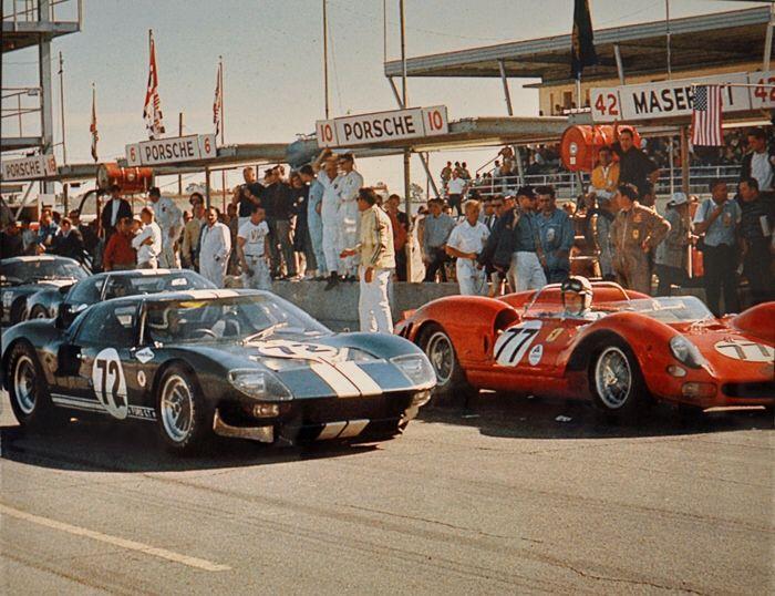 D:\Documenti\posts\posts\The 24 Hours of Le Mans - one of the most prestigious automobile races in the world\foto\The Ford GT, next to its arch nemesis, the Ferrari 330 P4..jpg