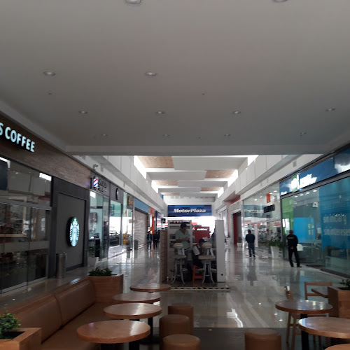 Opiniones de Él en Callao - Tienda de ropa