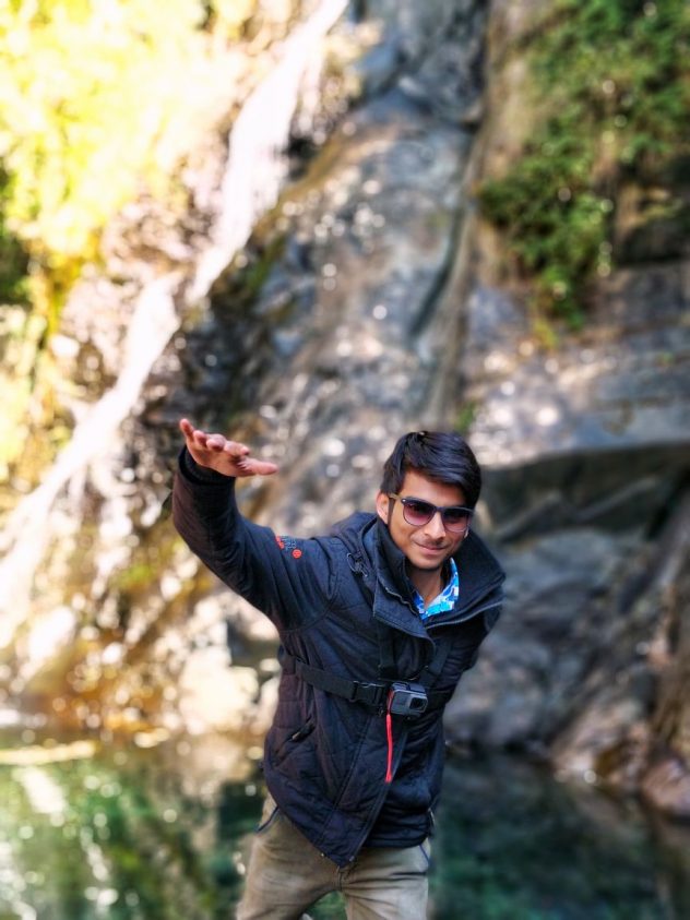 Trek to Bagsu Nag WaterFall