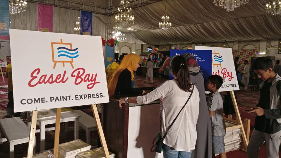 Easel Bay Come Paint Express