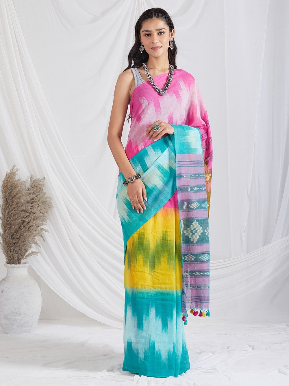 the loom - Pink Blue Ikat Silk Saree