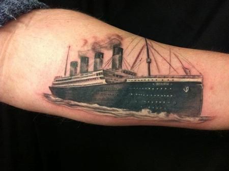 3. ลายสักจากหนังเรื่อง Titanic ลายสักเรือไททานิค