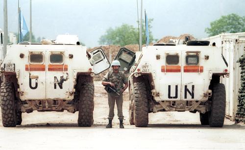 File:Evstafiev-un-peacekeepers-sarajevo-w.jpg