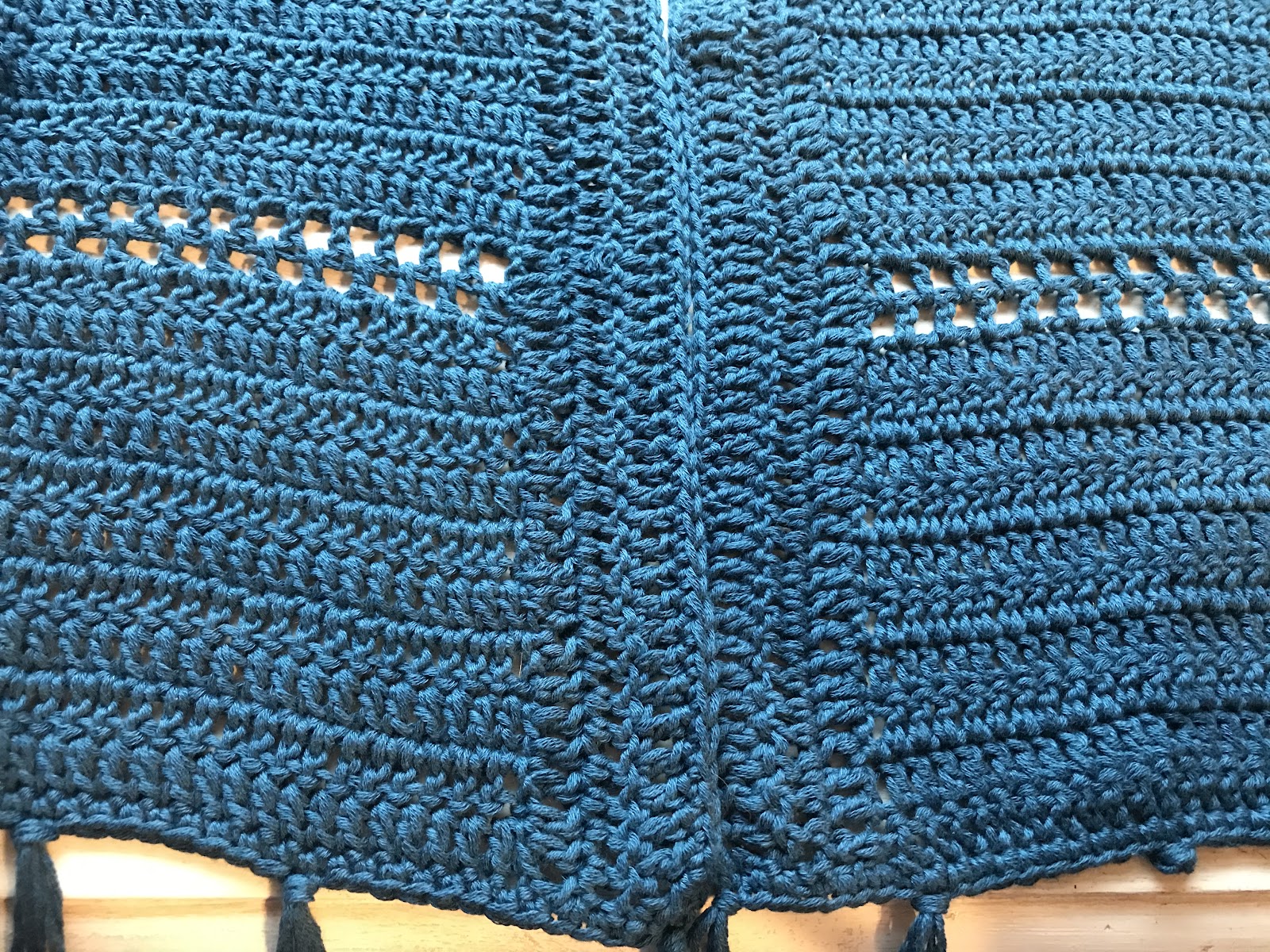 adding buttons to blanket scarf crochet