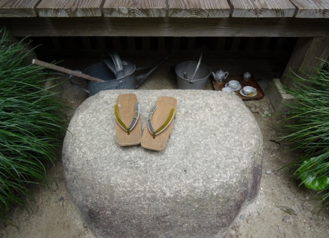 Visiting Amazing Real-life places in My Neighbor Totoro - geta sandals