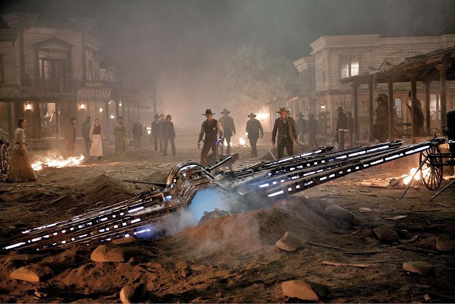 1.COWBOYS & ALIENS 3