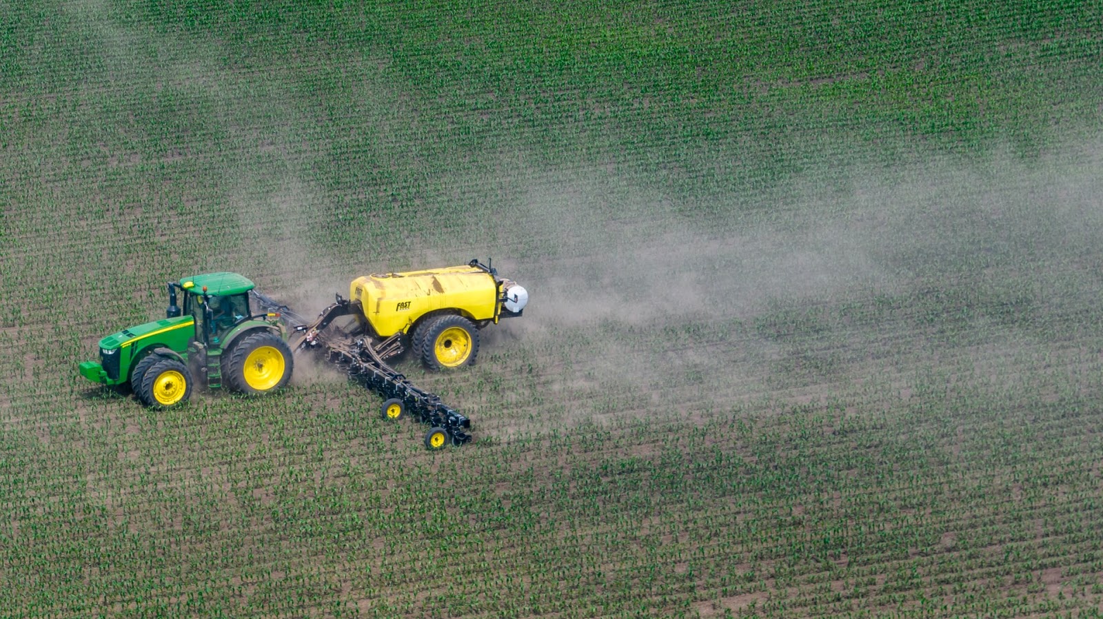 Implementa tecnología de fertilizantes naturales