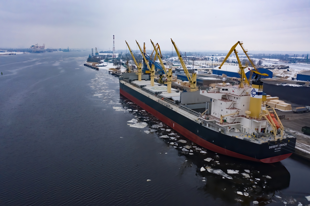 Ekonomi Maritim Indonesia: Potensi Terpendam yang Siap Berlayar