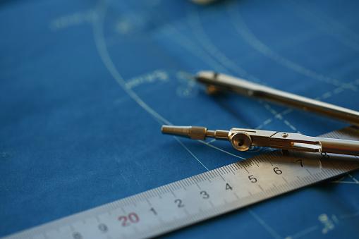 A picture containing floor, indoor, measuring stick

Description automatically generated