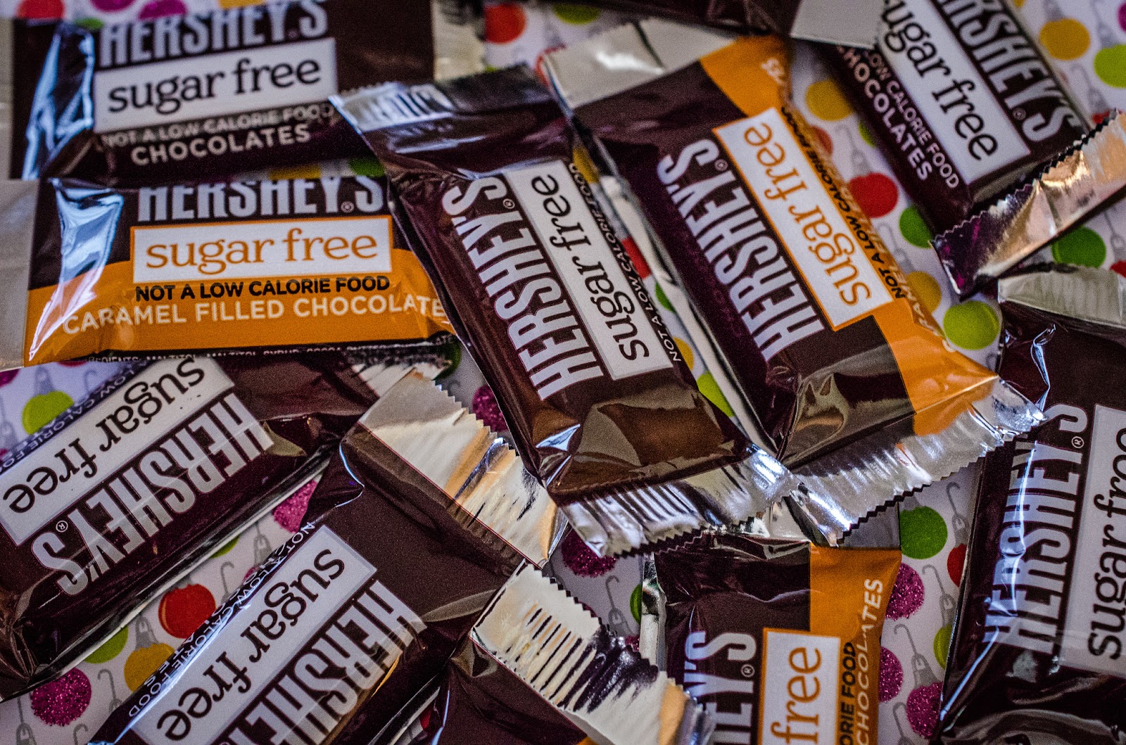 photo showing a pile of many bars of sugar-free Hershey's chocolate