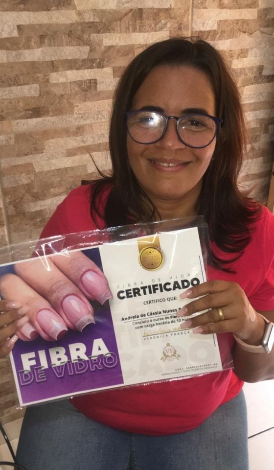 Alunas com certificado curso fibra verônica (3)