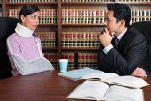 Assistance and Guidelines Offered by an Injury Lawyer