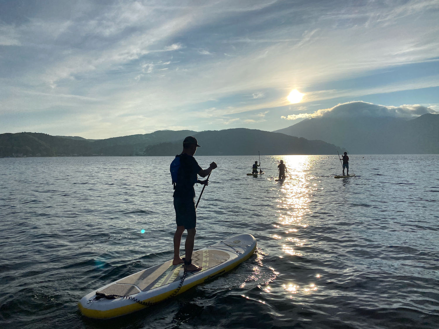 野尻湖で朝SUP