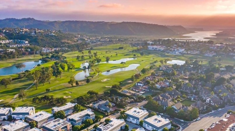 golf course and residential neighborhood in Carlsbad, CA