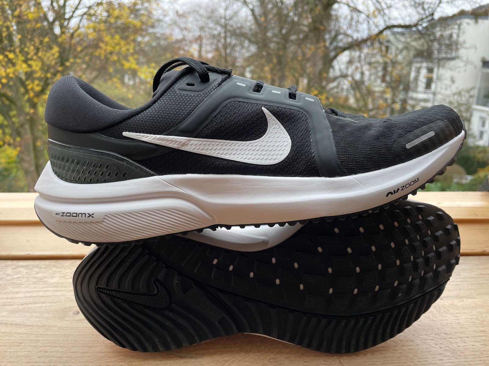 Road Trail Run: Testbericht: Nike Zoom Vomero 16 - komfortabler und  vielseitiger Daily Trainer mit toller Außensohle (German)