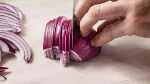 onion-cutting