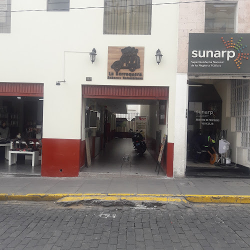 Helard Lopez Arenas - Arquitecto