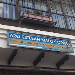 Arq. Esteban Malo Corral