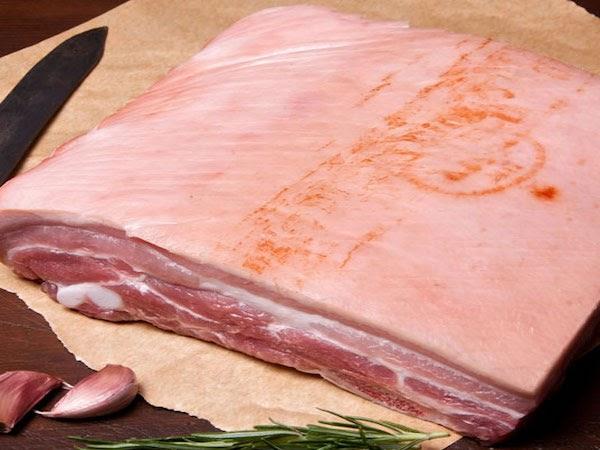 Thịt lợn được chọn làm món gỏi sống