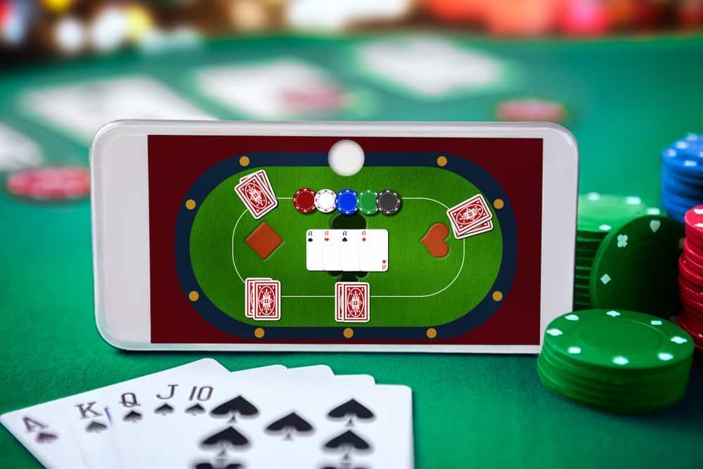 Live Poker vs. Online Poker: 14 Differences to Consider! - Gamesver