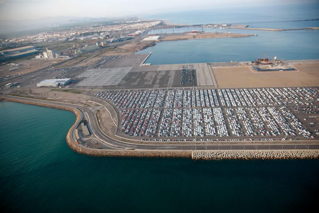 http://www.elpuertoexiste.es/wp-content/uploads/2012/11/Puerto-de-Sagunto.jpg