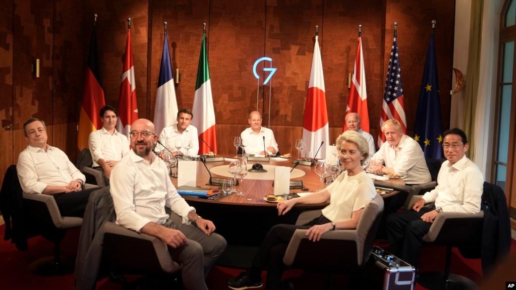 Các nhà lãnh đạo Nhóm G-7 tại Castle Elmau ở Kruen, Đức, hôm 26/6/2022.