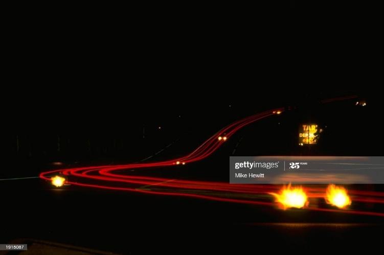 C:\Users\Valerio\Desktop\jun-1997-a-general-view-of-night-action-at-the-le-mans-24-hours-race-picture-id1915087.jpg