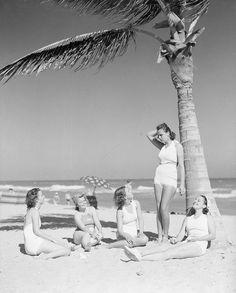 D:\Documenti\posts\posts\Miami\foto\spiagge\3ed338963ac540da7b6bd0b0042d52a0--teenage-girls-miami-beach.jpg